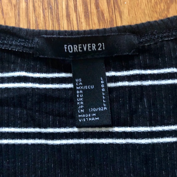 Forever 21 Long Sleeve Crop Top - Picture 3 of 4